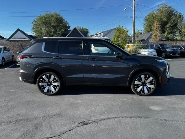 Vehicle Photograph