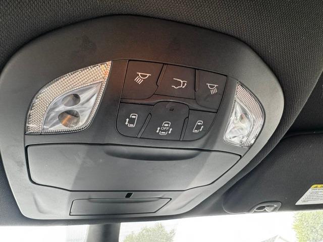 Vehicle Photograph