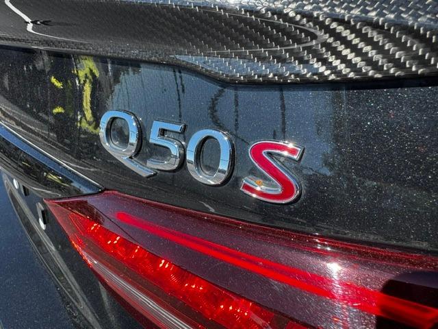 Vehicle Photograph