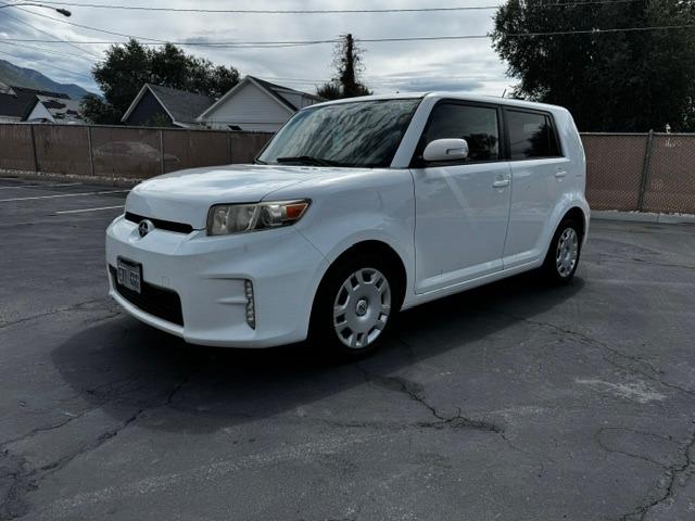 Vehicle Photograph