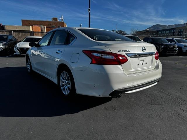 Vehicle Photograph