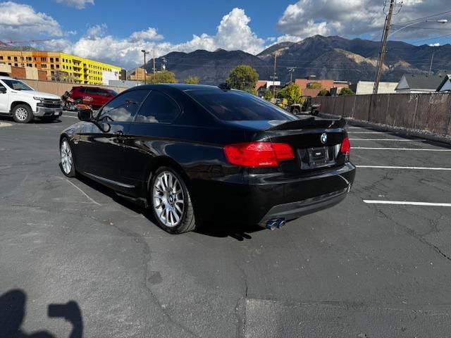 Vehicle Photograph
