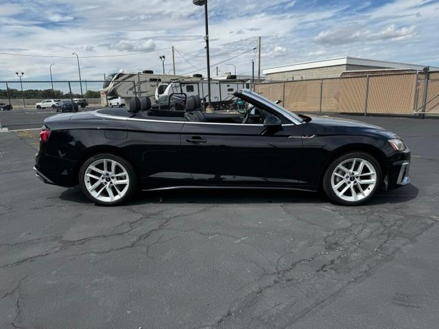 Vehicle Photograph