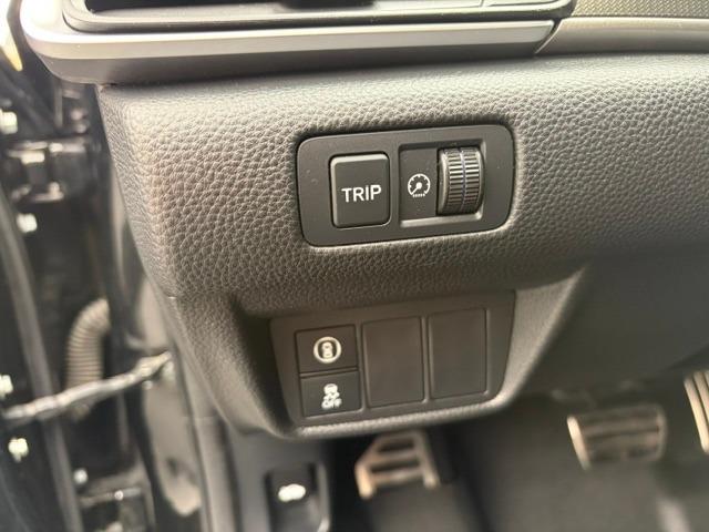 Vehicle Photograph