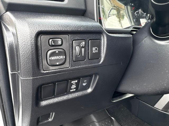 Vehicle Photograph
