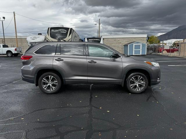 Vehicle Photograph