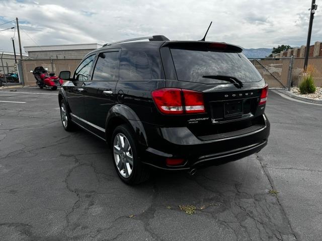 Vehicle Photograph