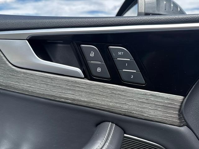 Vehicle Photograph