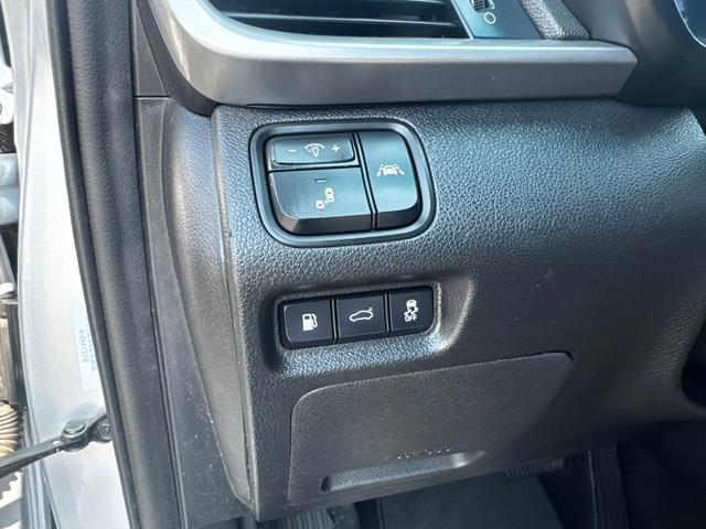Vehicle Photograph