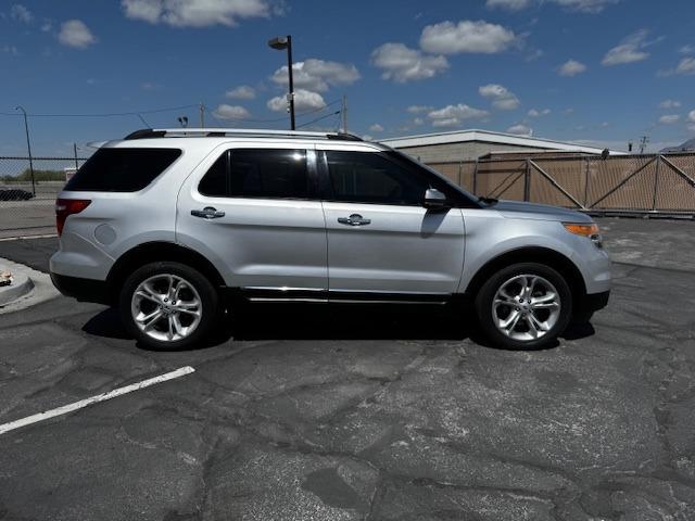 Vehicle Photograph