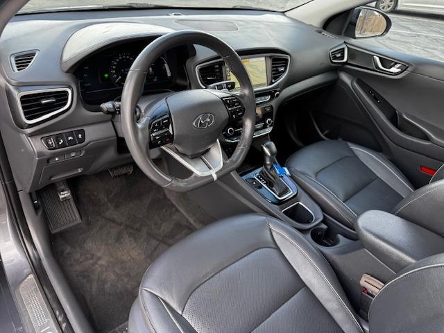 Vehicle Photograph