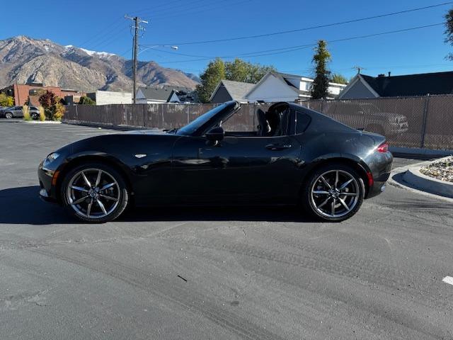Vehicle Photograph