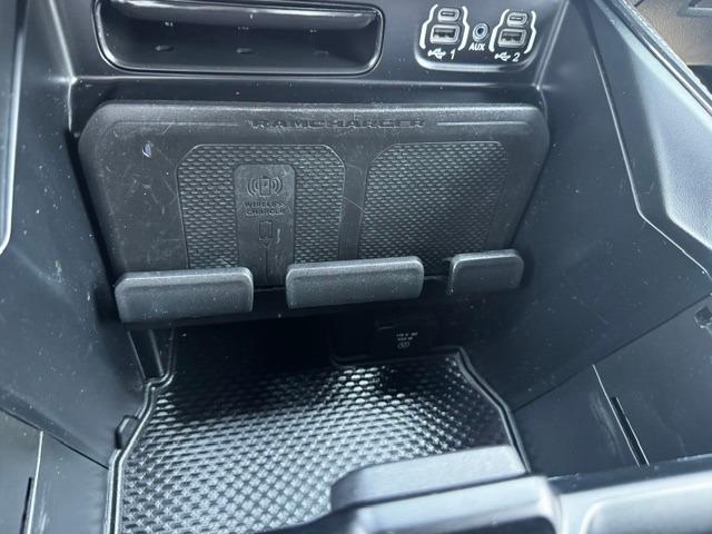 Vehicle Photograph