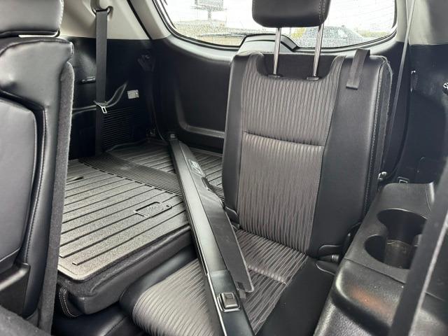 Vehicle Photograph