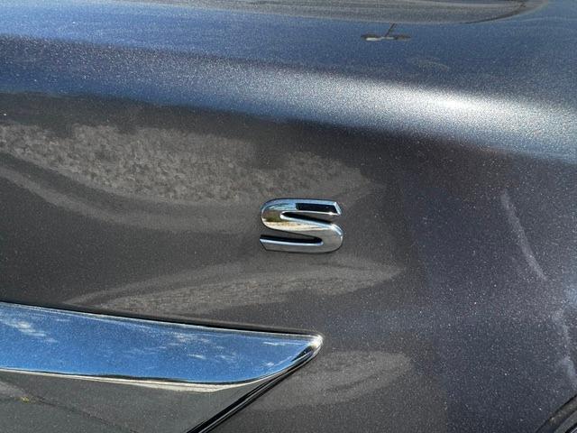 Vehicle Photograph