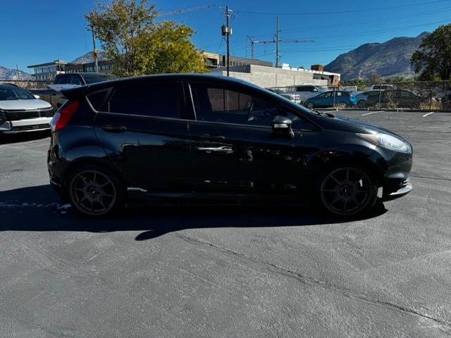 Vehicle Photograph