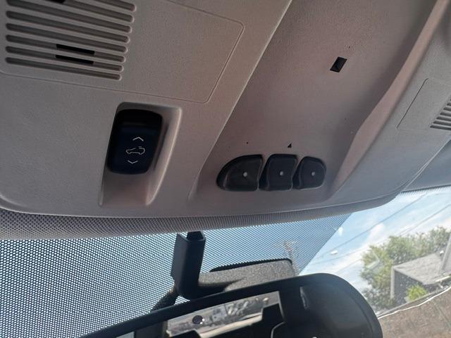Vehicle Photograph