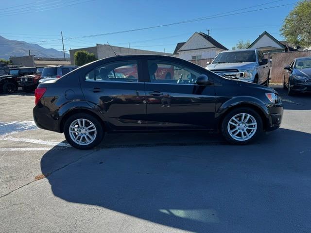 Vehicle Photograph