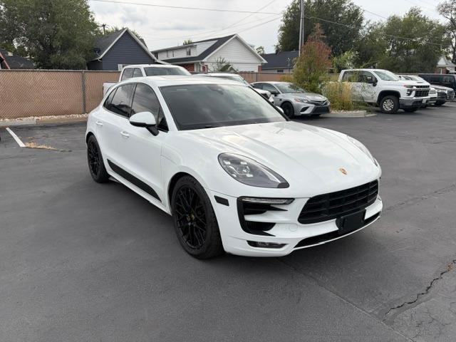 Vehicle Photograph
