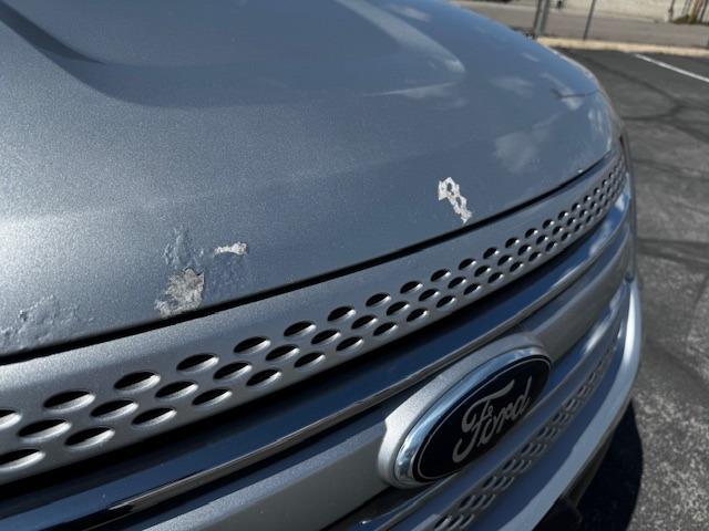 Vehicle Photograph