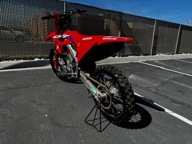 Vehicle Photograph
