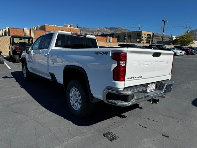 Vehicle Photograph