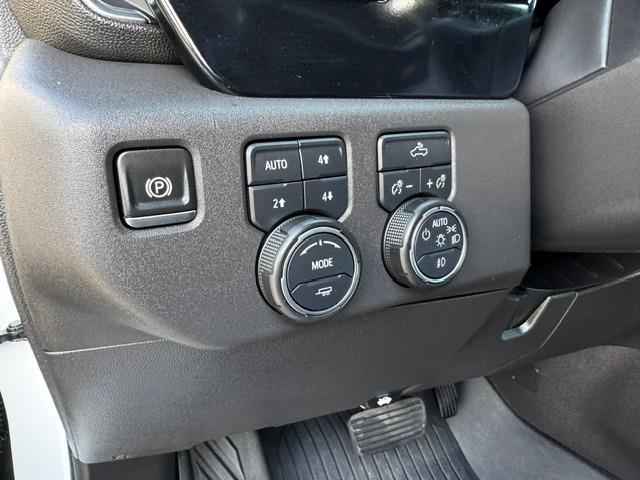 Vehicle Photograph