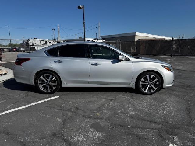 Vehicle Photograph
