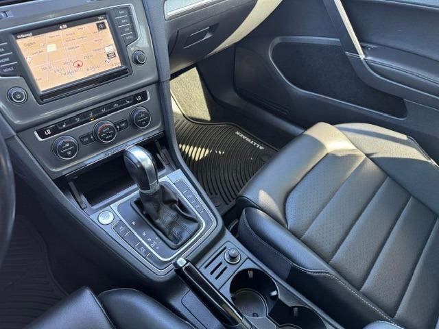 Vehicle Photograph