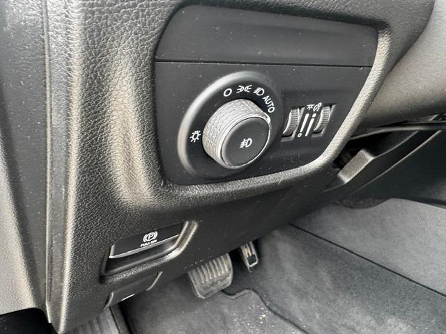 Vehicle Photograph