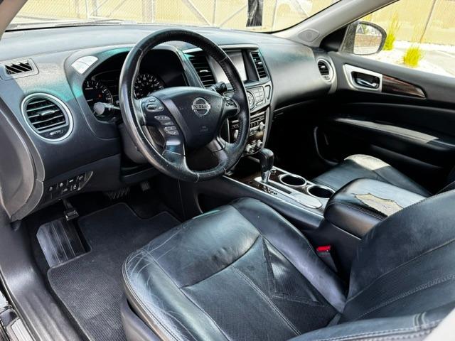 Vehicle Photograph