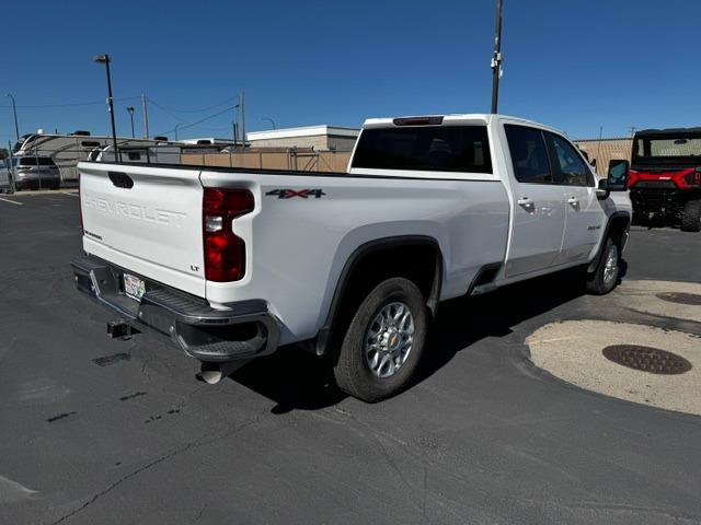 Vehicle Photograph