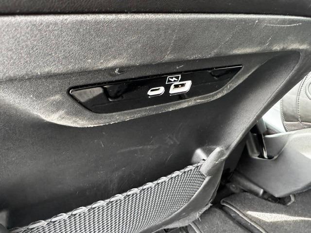 Vehicle Photograph