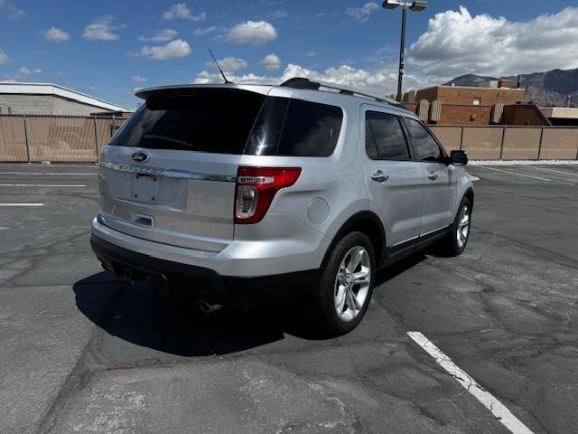 Vehicle Photograph