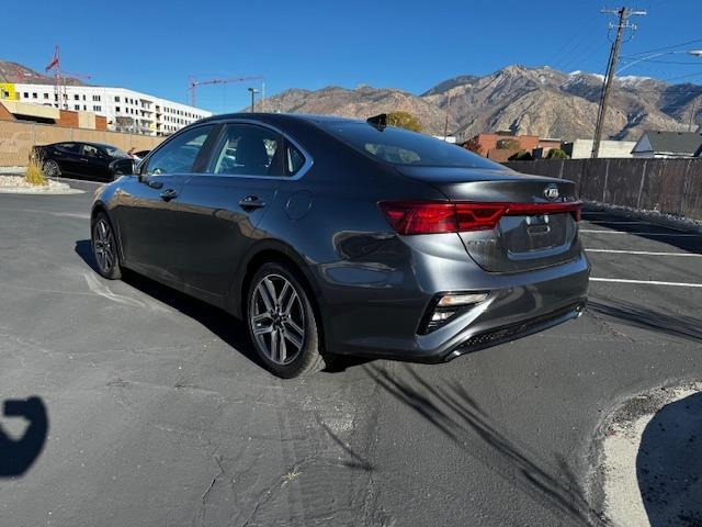 Vehicle Photograph