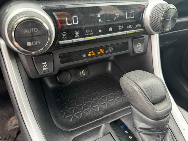 Vehicle Photograph