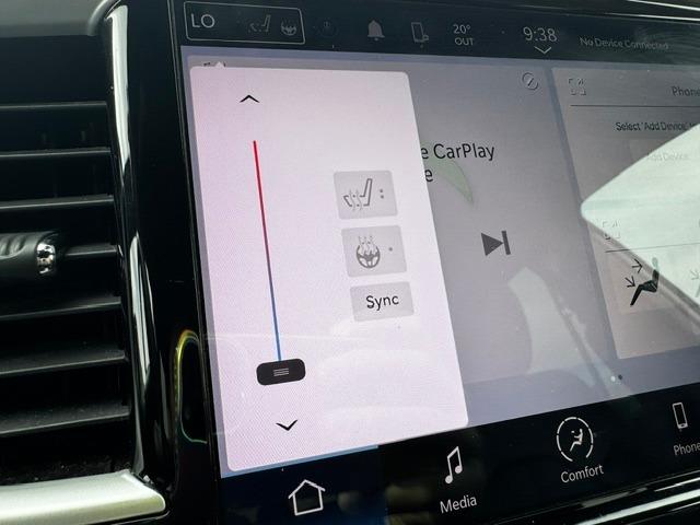 Vehicle Photograph