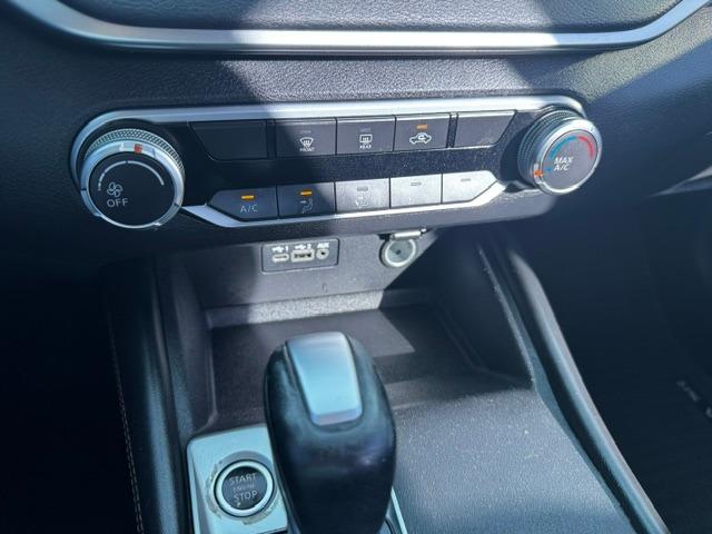 Vehicle Photograph