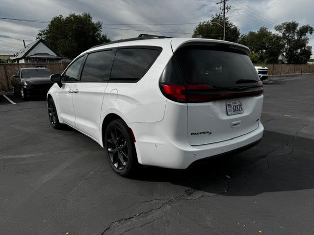 Vehicle Photograph