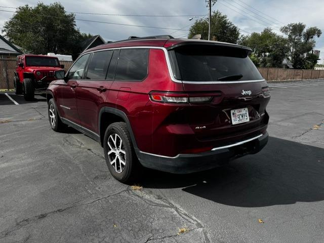 Vehicle Photograph