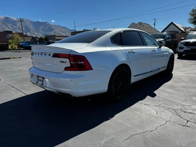 Vehicle Photograph