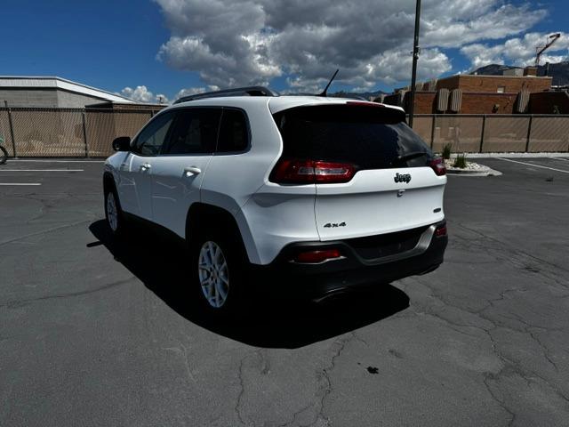 Vehicle Photograph