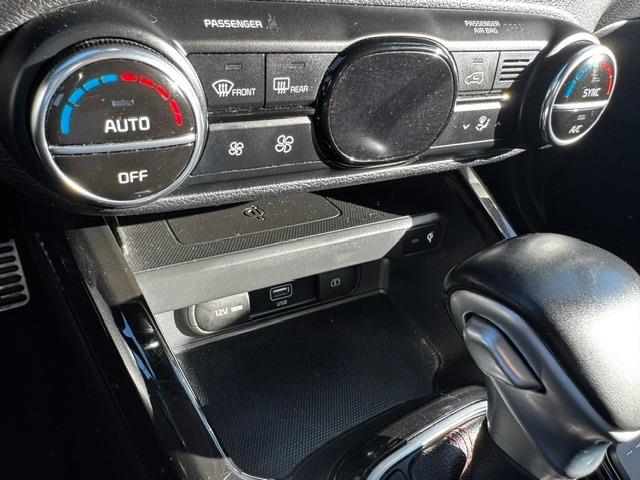 Vehicle Photograph