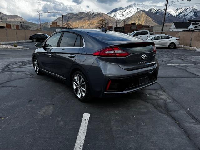 Vehicle Photograph