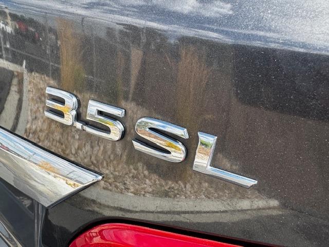 Vehicle Photograph