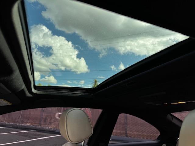 Vehicle Photograph