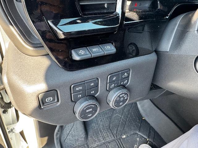 Vehicle Photograph