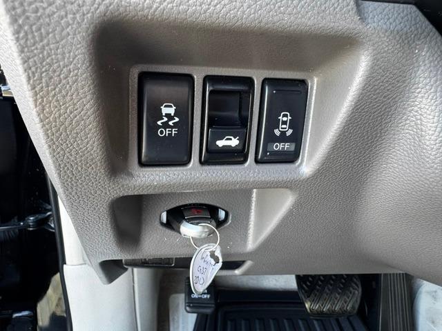 Vehicle Photograph