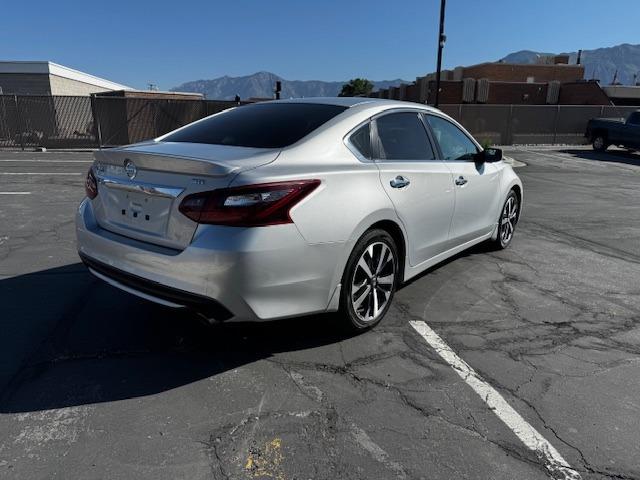 Vehicle Photograph