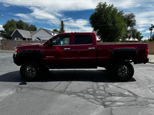 Vehicle Photograph